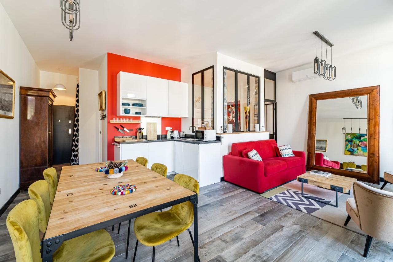 T2 Chic, Vue Vieux-port Et Notre Dame, Atypique, Calme, Clim, 48m2, Acces Autonome Avec Code Appartamento *